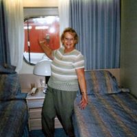 Elizabeth Weeks Photo 20