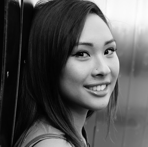 Angela Tsang Photo 17