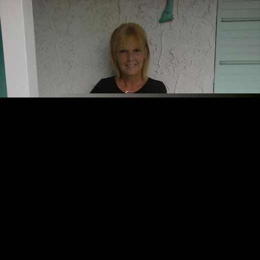 Debbie Browning Photo 30