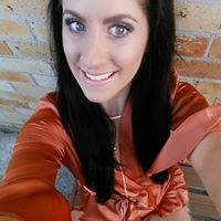 Alicia Cowan Photo 15