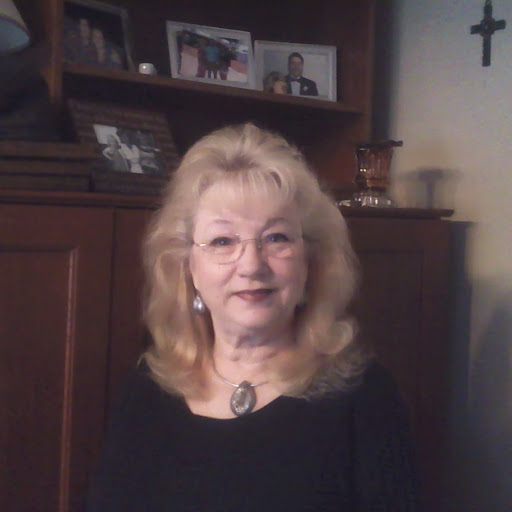 Sandra Garland Photo 12