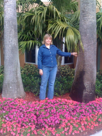 Sharon Russell Photo 30