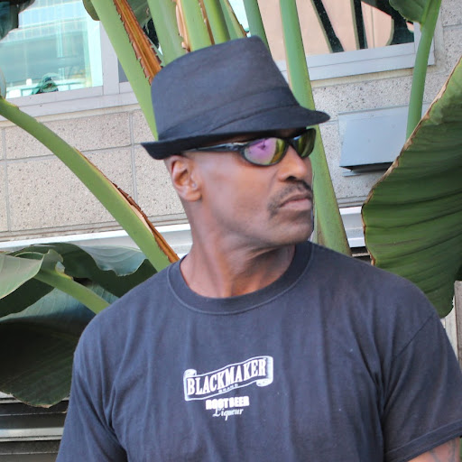 Jeffery Barrett Photo 12