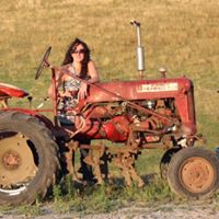 Kate Webber Photo 19