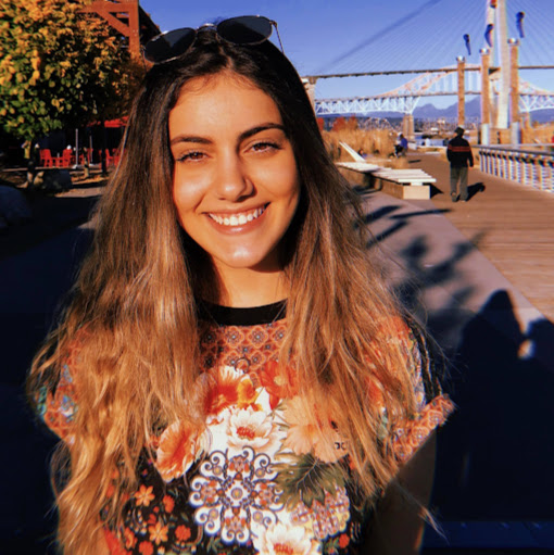 Michelle Reis Photo 8