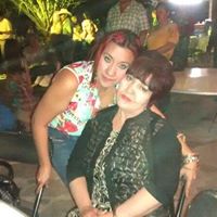 Elizabeth Sandoval Photo 20