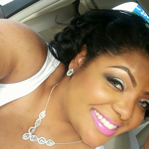 Angela Lester Photo 12