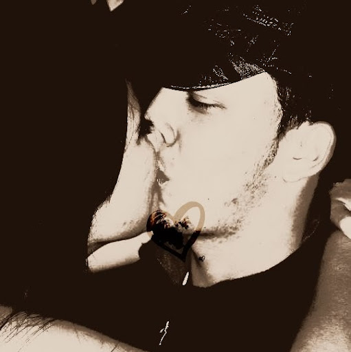 Jennifer Israel Photo 14