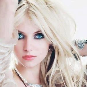 Sarah Madrid Photo 19