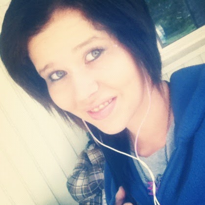 Jessica Frederick Photo 24