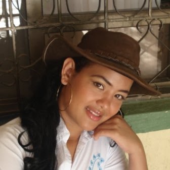 Erika Vega Photo 10