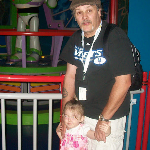 Michael Albertson Photo 40