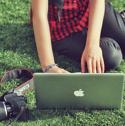 Anita Robles Photo 8