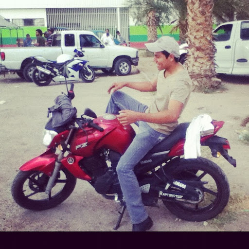 Julio Sanchez Photo 10