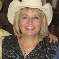 Janet Poulos Photo 15