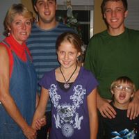 Debbie Leslie Photo 7