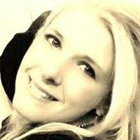 Jennifer Martz Photo 7