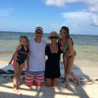 Michelle Sunderland Photo 4