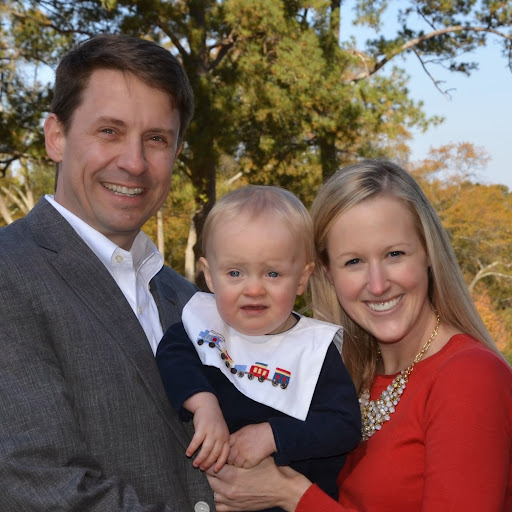 Julie Arnold Photo 26