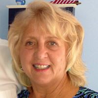 Laurie Nash Photo 23