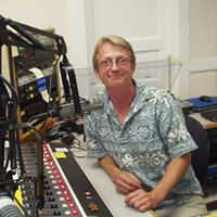 Dennis Booth Photo 19