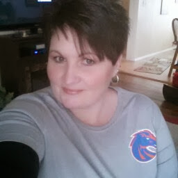 Debbie Ramirez Photo 38