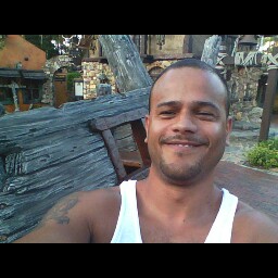 Luis Quinones Photo 12