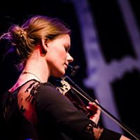 Megan Henderson Photo 30