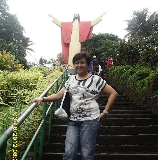 Renee Reyes Photo 34