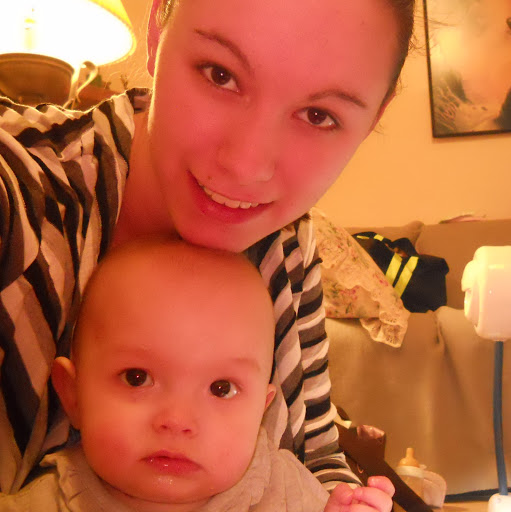 Danielle Brown Photo 29