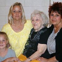 Martha Shirley Photo 14