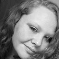 Lindsey Dunn Photo 25