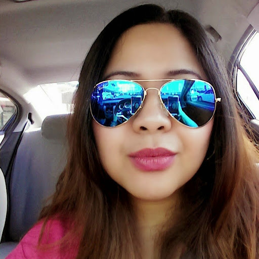 Jackie Flores Photo 1