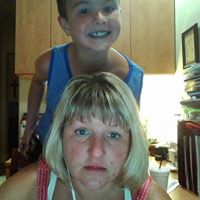 Julie Mooney Photo 19