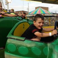 Jeremy Groves Photo 34