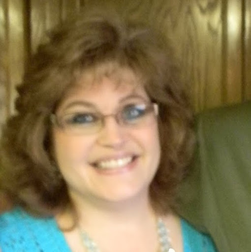 Kelly Vernon Photo 6