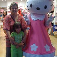 Pamela Lee Photo 28