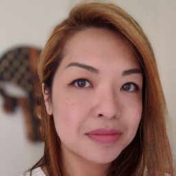 Debbie Tran Photo 22