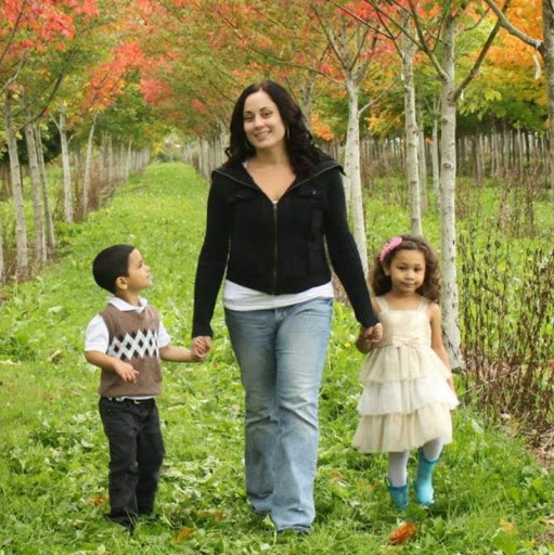 Yvonne Brown Photo 37