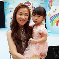 Jenny Ng Photo 22