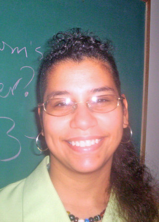 Michelle Rhodes Photo 26