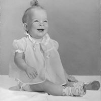 Vickie Arnold Photo 14
