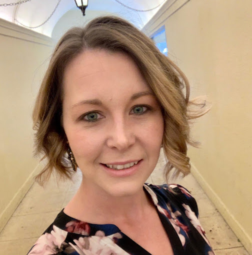 Stephanie Moreland Photo 9