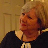 Joyce Holmes Photo 12