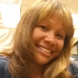 Renee Castro Photo 7