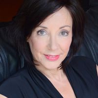 Cynthia Burris Photo 31