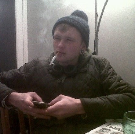 Billy Holland Photo 31