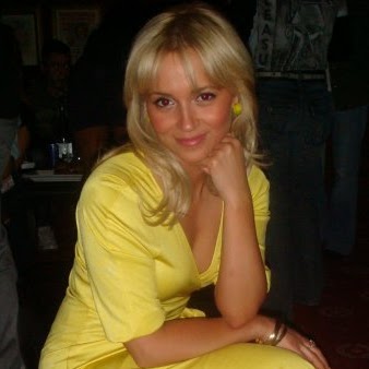 Christina Colosimo Photo 9