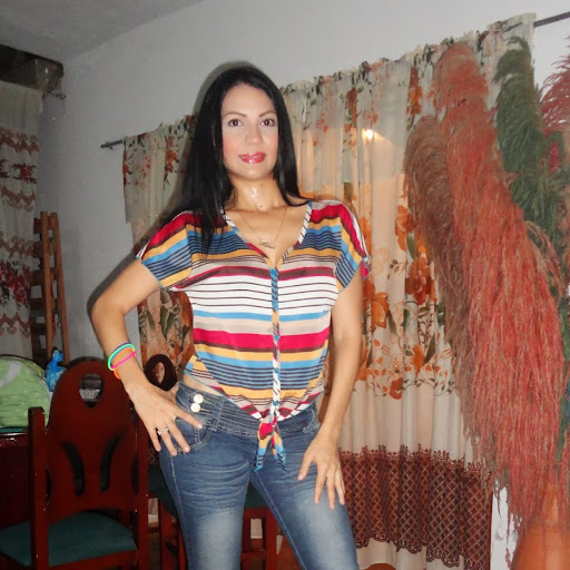 Helen Rodriguez Photo 19