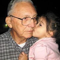 Elizabeth Lindner Photo 19
